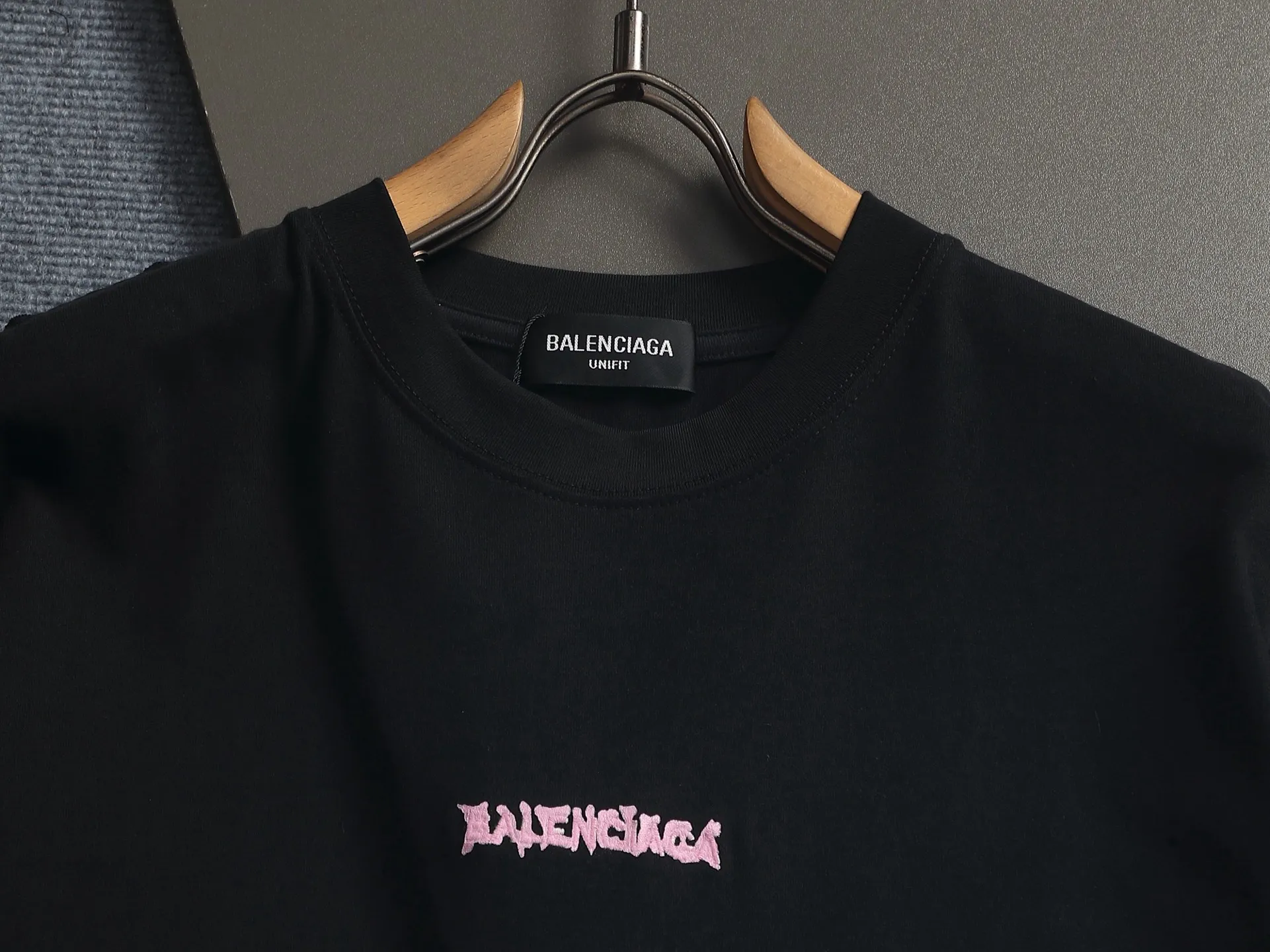 BALENCIAGA logo Logo ， Retro Same Style T 320 Versatile : Black Size：S M L XL